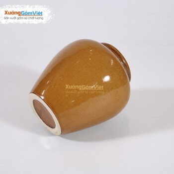 Chum sứ uống trà sữa dễ thương